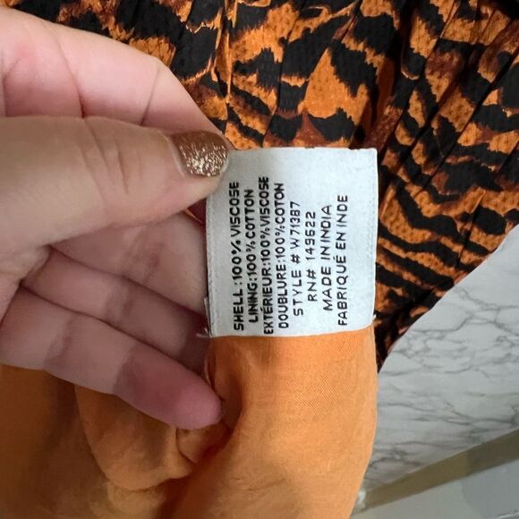 WALTER BAKER Yosline gathered tiger-jacquard midi dress 2 - Picture 8 of 14